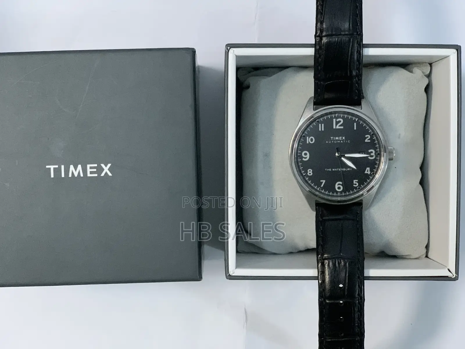 Timex Waterbury - Mint Condition- Good as New, Comes in Original Box
