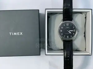 Timex Waterbury - Mint Condition- Good as New, Comes in Original Box