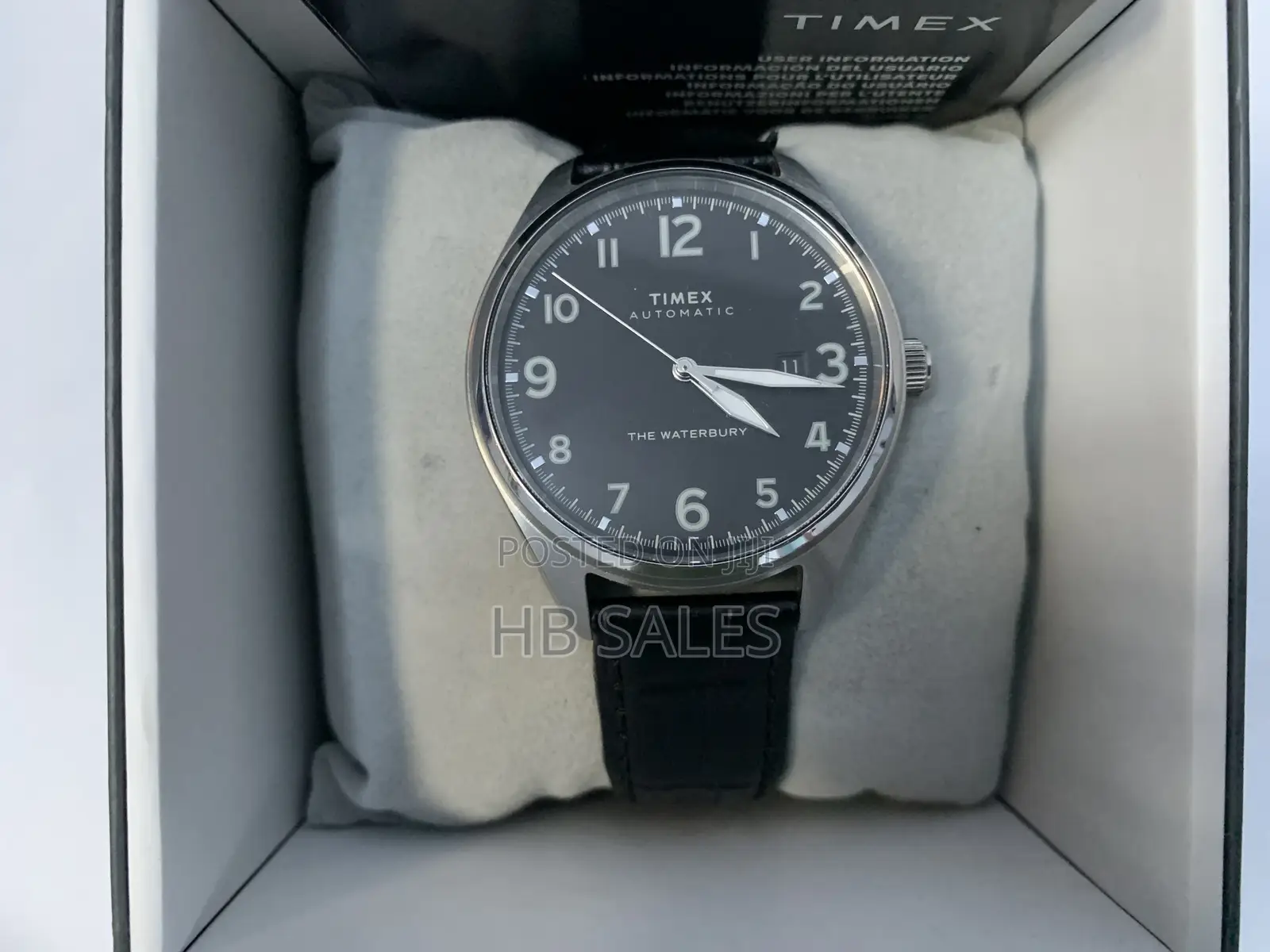 Timex Waterbury - Mint Condition- Good as New, Comes in Original Box