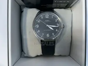 Timex Waterbury - Mint Condition- Good as New, Comes in Original Box