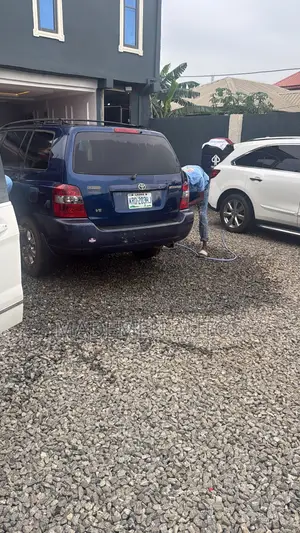 Toyota Highlander Limited V6 2005 Blue