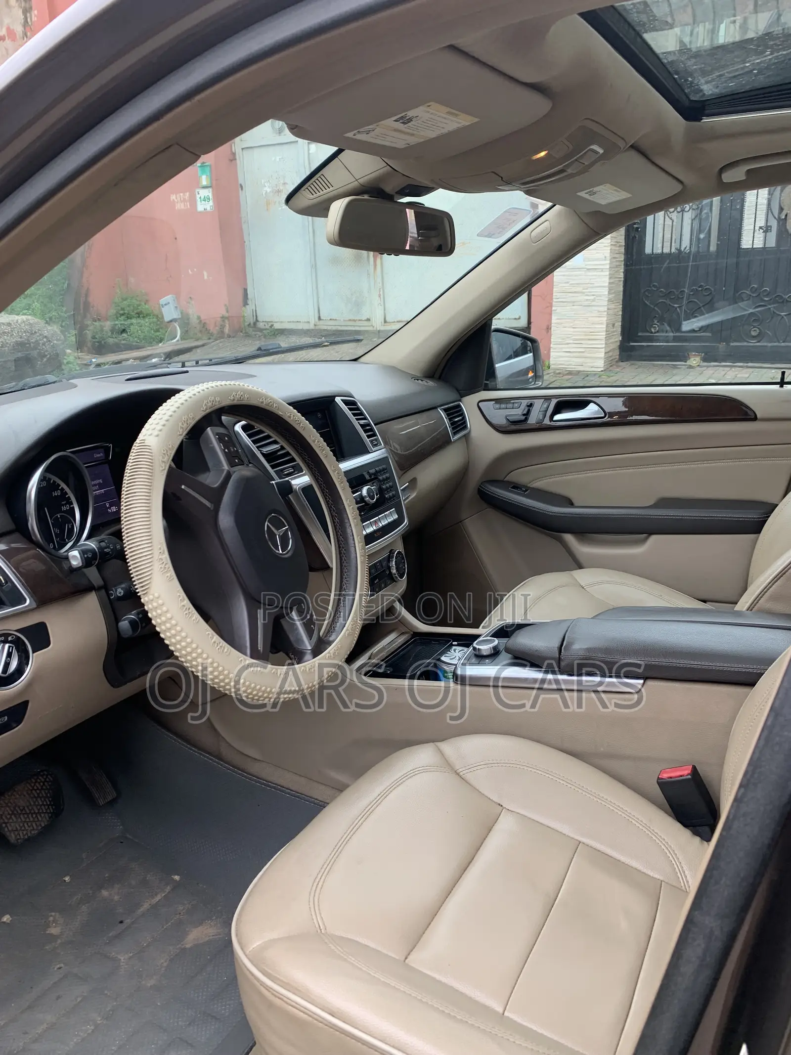 Mercedes-Benz M Class 2013 Brown