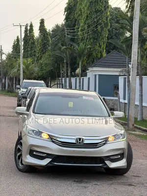 Honda Accord 2017 Gold