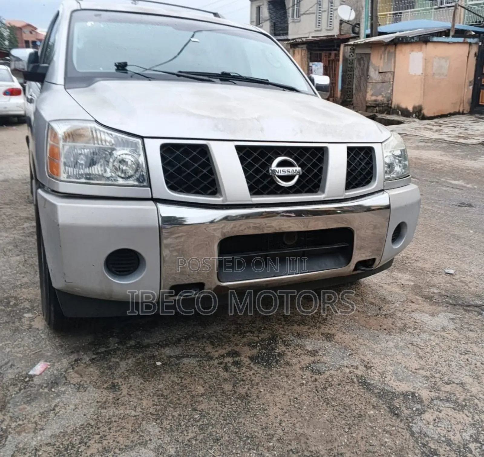 Nissan Armada SE 2004 Silver