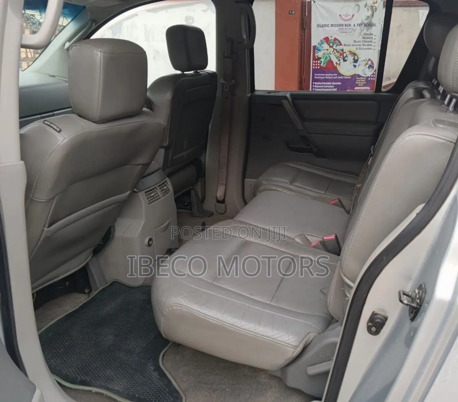 Nissan Armada SE 2004 Silver