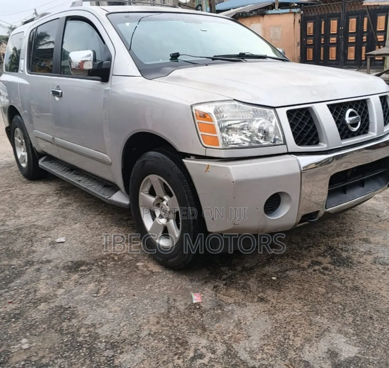 Nissan Armada SE 2004 Silver