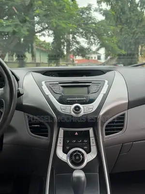 Hyundai Elantra 2013 Gray