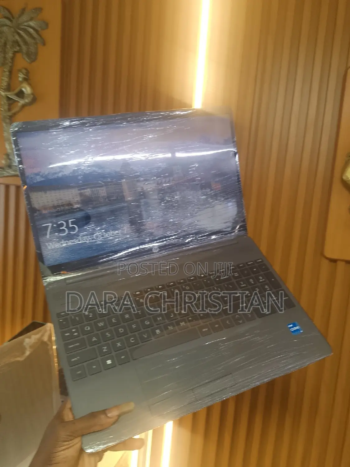 New Laptop HP 8GB Intel Core i3 SSD 256GB
