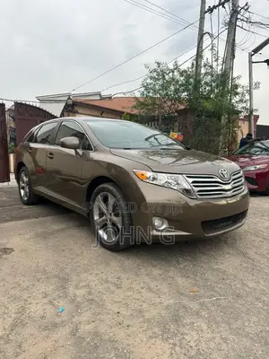Toyota Venza V6 2010 Brown