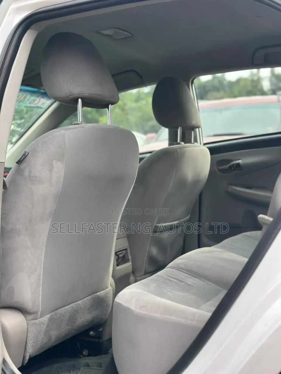 Toyota Corolla 2011 White