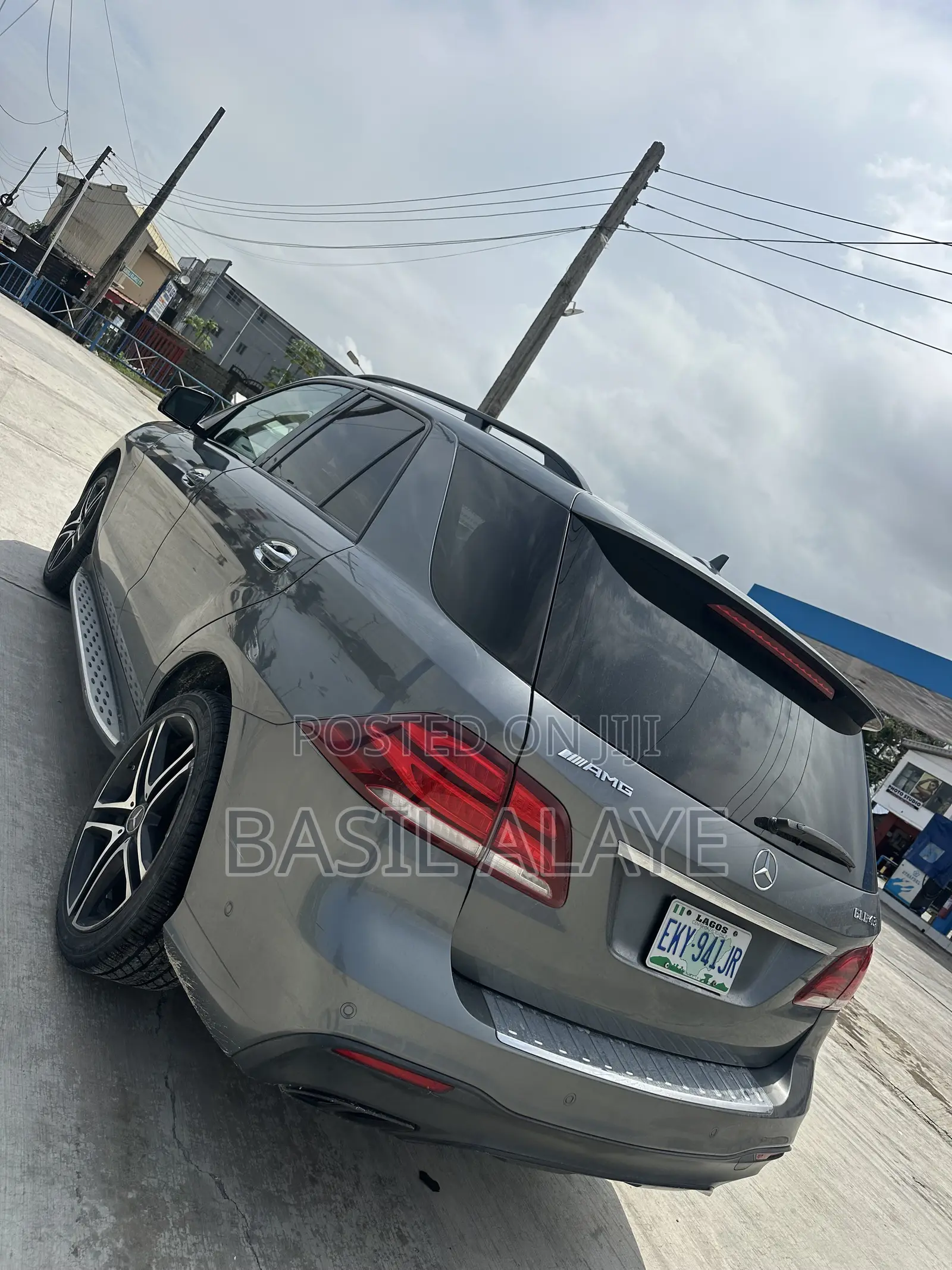 Mercedes-Benz GLE-Class AMG GLE 43 4MATIC 2017 Gray