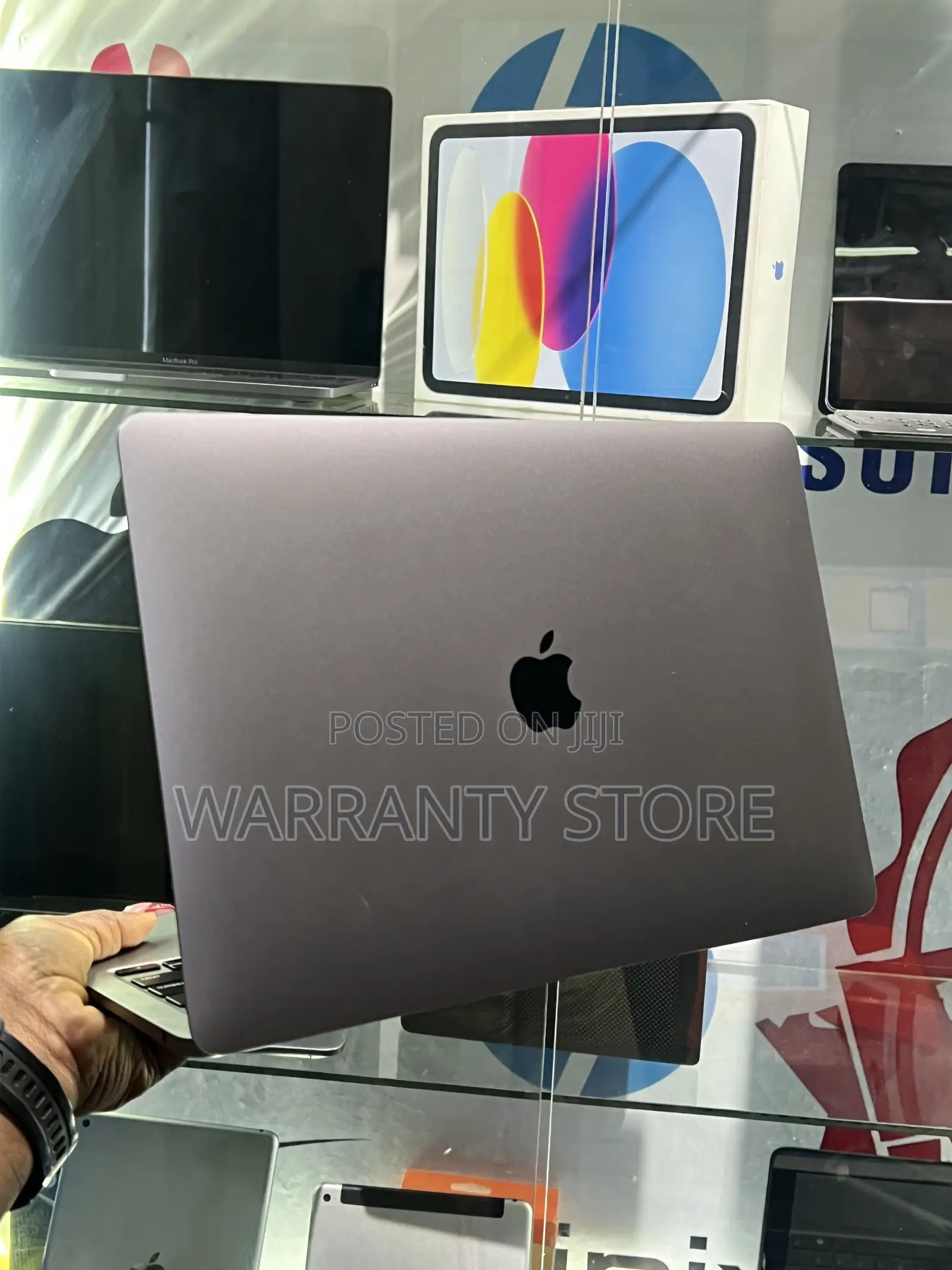 Laptop Apple MacBook Air 2020 8GB Intel Core i5 SSD 256GB