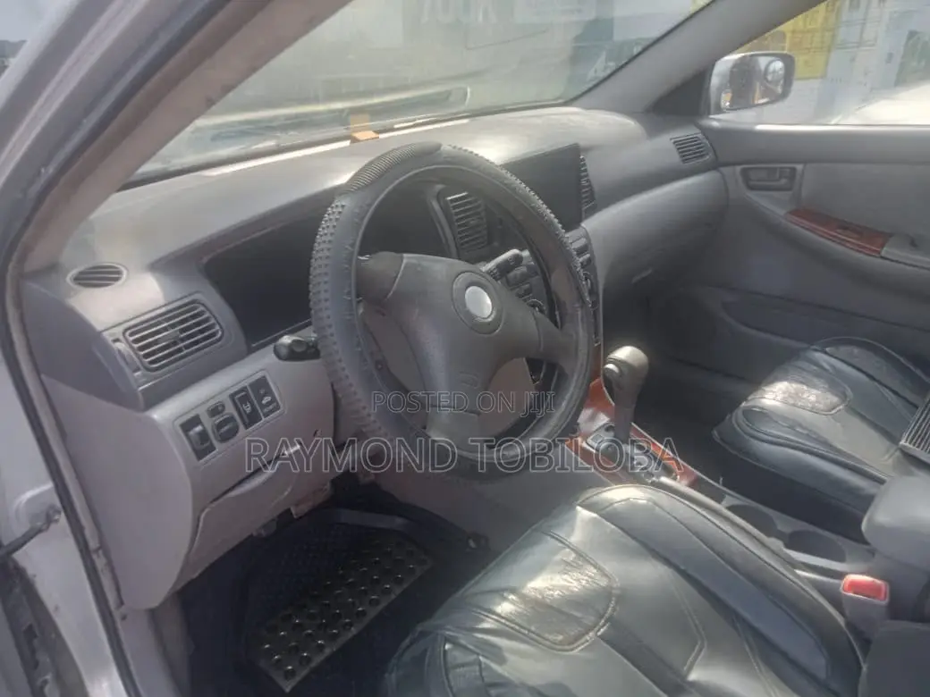 Toyota Corolla 2008 Silver