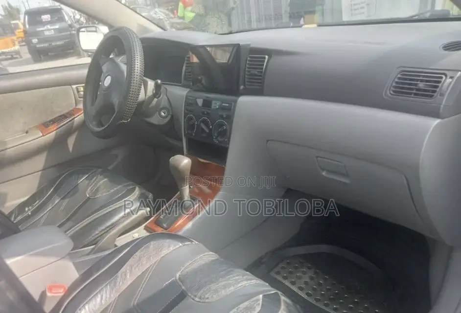 Toyota Corolla 2008 Silver