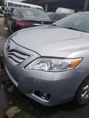 Toyota Camry LE 4dr Sedan (2.5L 4cyl 6A) 2011 Silver