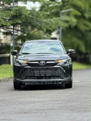Toyota Frontlander 2.0 Petrol FWD 2023 Black