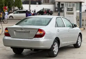 Toyota Camry 2004 Silver