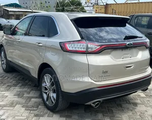 Ford Edge Titanium AWD 2018 Gold