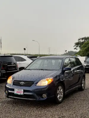 Toyota Matrix Hatchback FWD (1.8L 4cyl 5M) 2007 Blue
