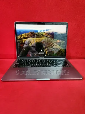 Laptop Apple MacBook Pro 2021 M1 8GB Apple M1 SSD 512GB