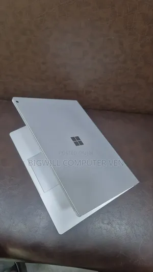Laptop Microsoft Surface Book 8GB Intel Core Ultra 7 SSD 256GB