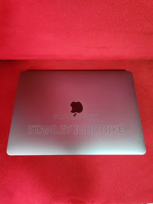 Laptop Apple MacBook Pro 2021 M1 8GB Apple M1 SSD 512GB