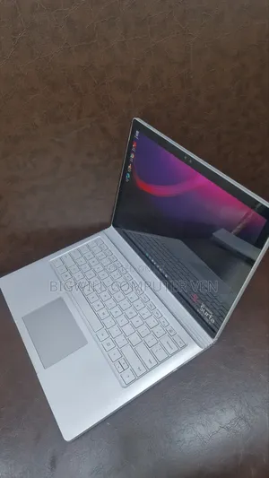 Laptop Microsoft Surface Book 8GB Intel Core Ultra 7 SSD 256GB