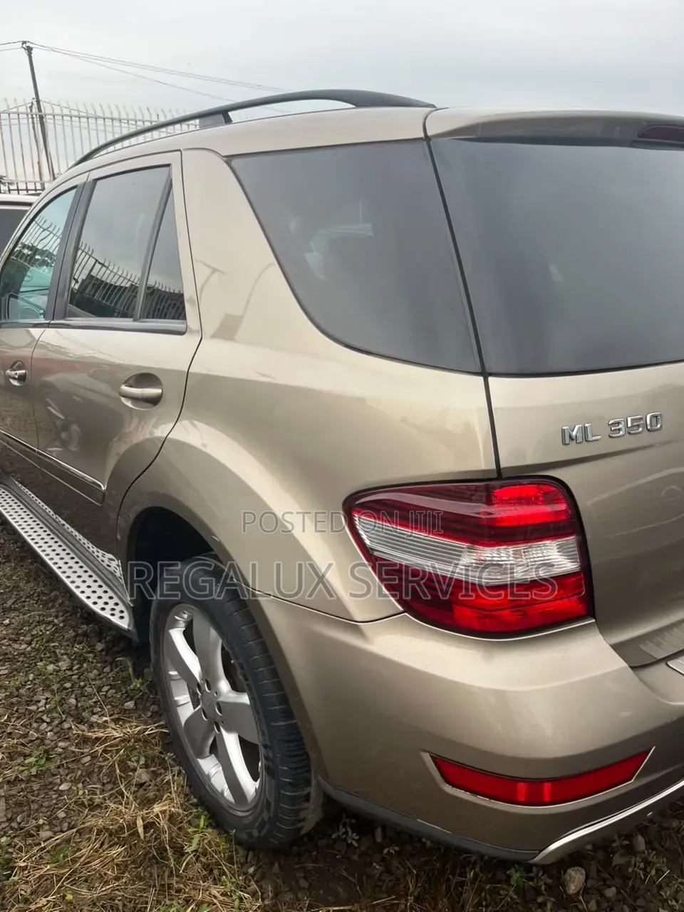Mercedes-Benz M Class 2009 Gold
