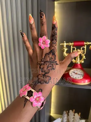 Flower Bracelet – Stainless Steel High Polish Non-Tarnishing