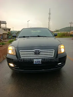 Toyota Avensis 2009 Black