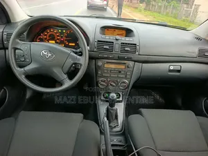 Toyota Avensis 2009 Black