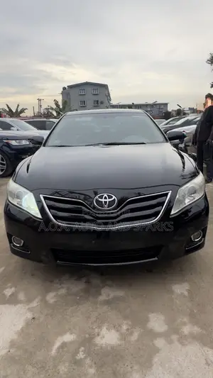 Toyota Camry 2010 Black