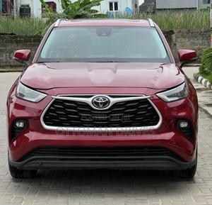 Toyota Highlander XLE AWD 2020 Red