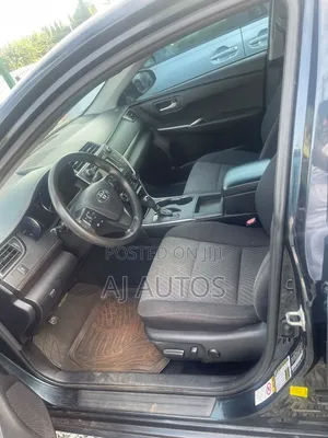 Toyota Camry LE 4dr Sedan (2.5L 4cyl 6A) 2016