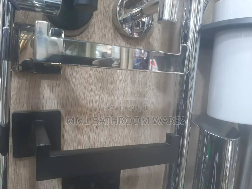 Simple Bathroom Towel Rack