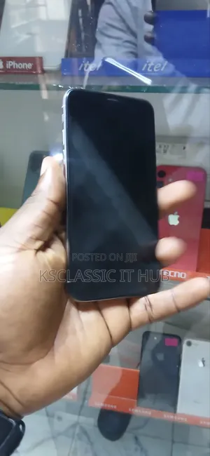 Apple iPhone X 256 GB White
