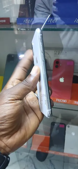 Apple iPhone X 256 GB White