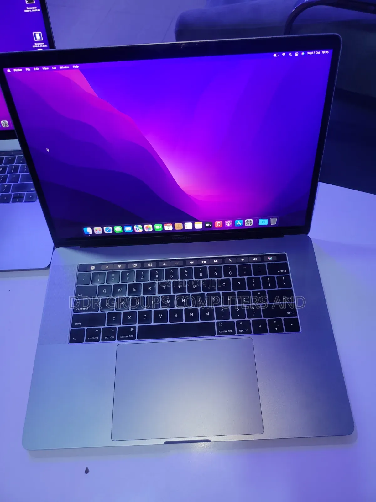 Laptop Apple MacBook Pro 2017 16GB Intel Core i7 SSD 256GB