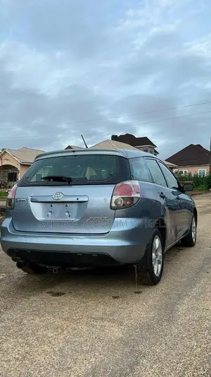 Toyota Matrix XR Hatchback FWD (1.8L 4cyl 4A) 2008 Blue