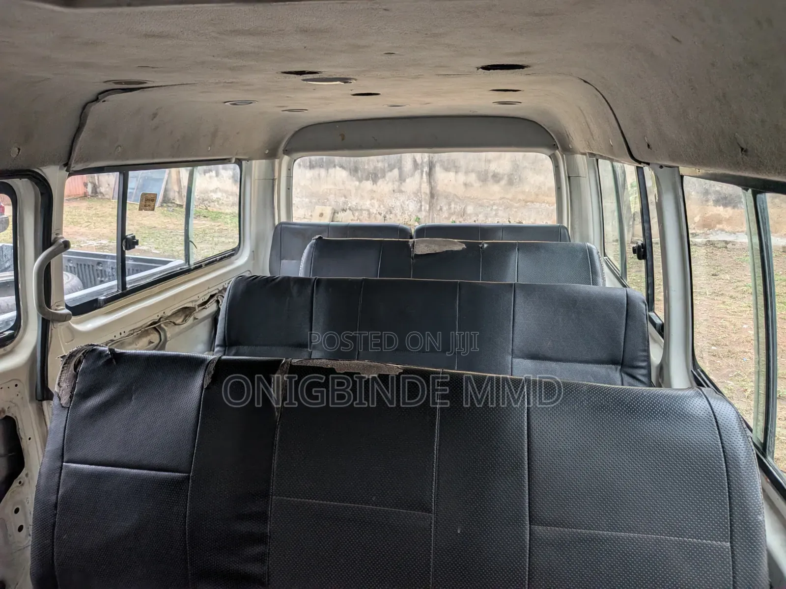 Toyota HiAce 2011 White