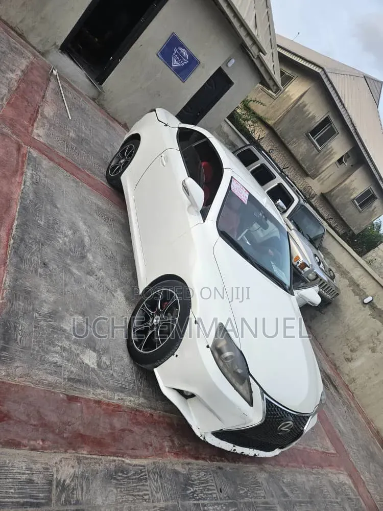 Lexus IS 2010 White