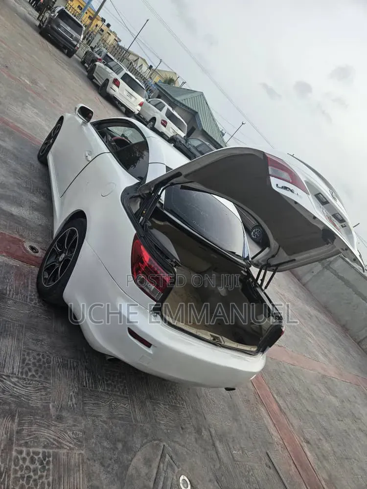 Lexus IS 2010 White