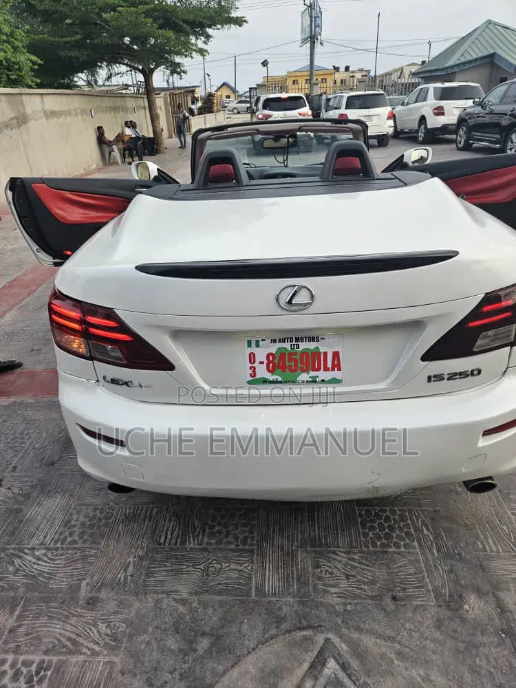 Lexus IS 2010 White