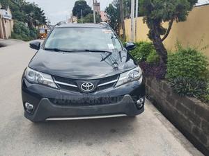 Toyota RAV4 Limited 4dr SUV AWD (2.5L 4cyl 6A) 2014 Black
