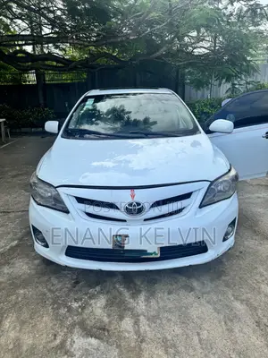 Toyota Corolla 2013 White