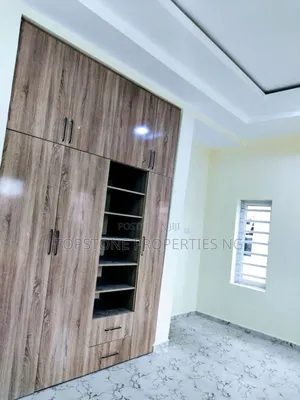 4bdrm Duplex in Topstone, Uyo for rent