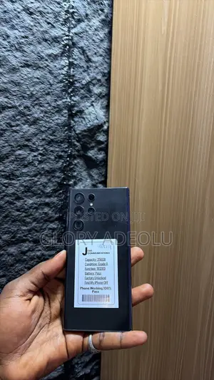 Samsung Galaxy S22 Ultra 5G 256 GB Gray