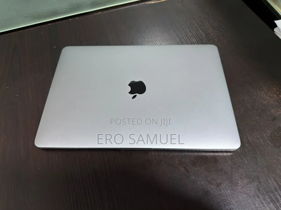 Laptop Apple MacBook Pro 2020 8GB Apple M1 SSD 256GB