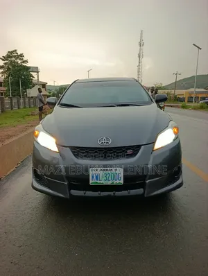Toyota Matrix 2010 Gray