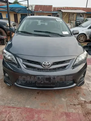 Toyota Corolla S Special Edition 4dr Sedan (1.8L 4cyl 4A) 2013 Gray